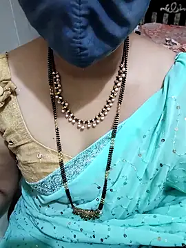 Snapshot of aliseanu chatting on 27, 9, 2025 aliseanu online show from 27, 9, 2025