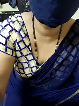 Snapshot of aliseanu chatting on 29, 10, 2025 aliseanu online show from 29, 10, 2025