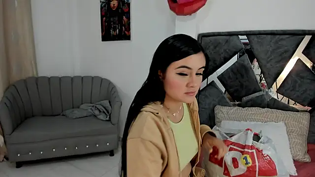 Snapshot of Dulce_amg chatting on 7, 5, 2026 Dulce amg online show from 7, 5, 2026