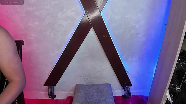 mysteery katty  online show from 26, 6, 2026