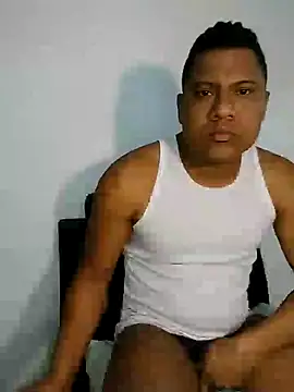 latinblack01 online show from 4, 12, 2024