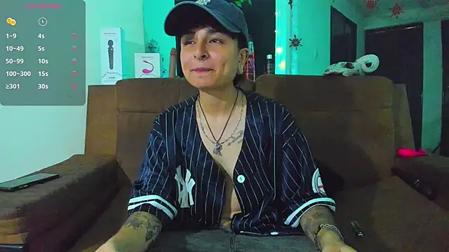 Snapshot of ZuryRamirez_ chatting on 12, 12, 2024 ZuryRamirez  online show from 12, 12, 2024