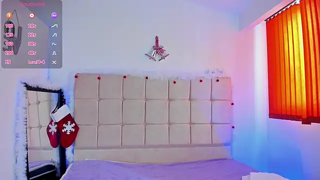 Snapshot of ZuryRamirez_ chatting on 15, 12, 2024 ZuryRamirez  online show from 15, 12, 2024