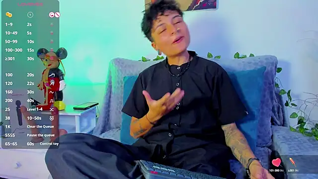 Snapshot of ZuryRamirez_ chatting on 30, 1, 2025 ZuryRamirez  online show from 30, 1, 2025