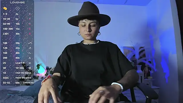 Snapshot of ZuryRamirez_ chatting on 18, 3, 2025 ZuryRamirez  online show from 18, 3, 2025