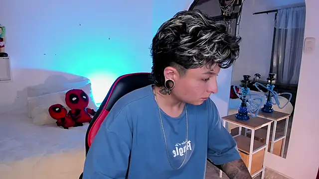 ZuryRamirez  online show from 28, 5, 2026