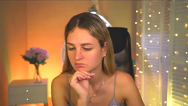 DeboraLarson online show from 8, 7, 2026