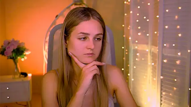 DeboraLarson online show from 18, 7, 2026