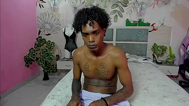 bigblackhotx1 online show from 5, 1, 2026