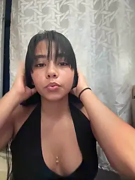 Snapshot of darsha_90 chatting on 3, 3, 2025 darsha 90 online show from 3, 3, 2025