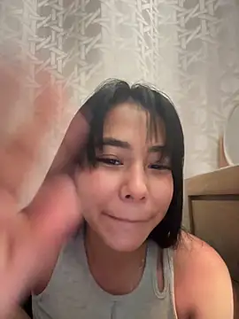 Snapshot of darsha_90 chatting on 5, 3, 2025 darsha 90 online show from 5, 3, 2025