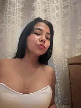 Snapshot of darsha_90 chatting on 22, 3, 2025 darsha 90 online show from 22, 3, 2025