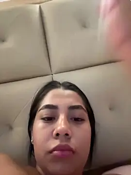 Snapshot of darsha_90 chatting on 27, 9, 2025 darsha 90 online show from 27, 9, 2025