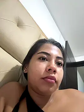 Snapshot of darsha_90 chatting on 3, 10, 2025 darsha 90 online show from 3, 10, 2025