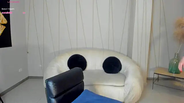 Snapshot of StacyWoods chatting on 6, 3, 2025 StacyWoods online show from 6, 3, 2025