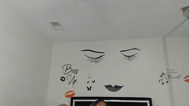 chocolatefantasyxxox online show from 4, 12, 2024