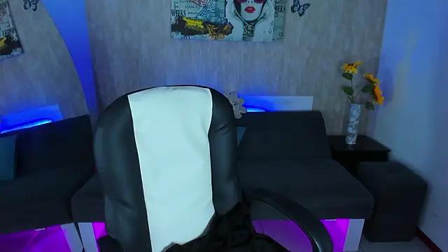 nova sex01 online show from 5, 3, 2026