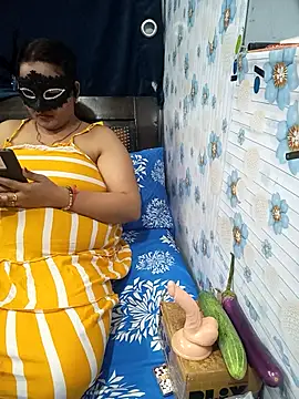 Snapshot of tina8th chatting on 27, 11, 2025 tina8th online show from 27, 11, 2025