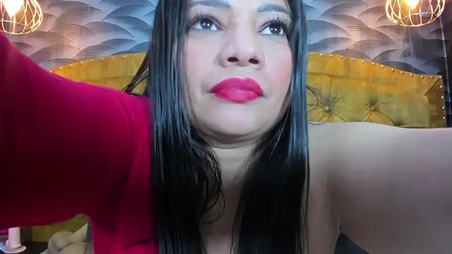 Snapshot of NahomiFireSex chatting on 11, 7, 2026 NahomiFireSex online show from 11, 7, 2026