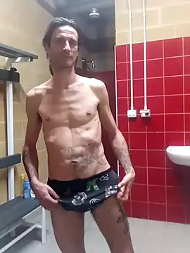 Snapshot of HastLuster chatting on 21, 12, 2024 HastLuster online show from 21, 12, 2024