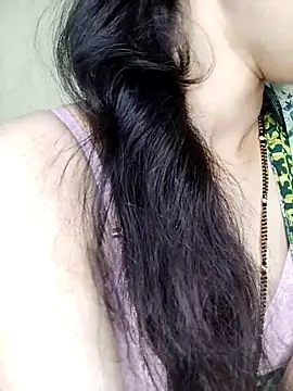 Snapshot of Fair-magic-woman chatting on 15, 3, 2025 Fair-magic-woman online show from 15, 3, 2025