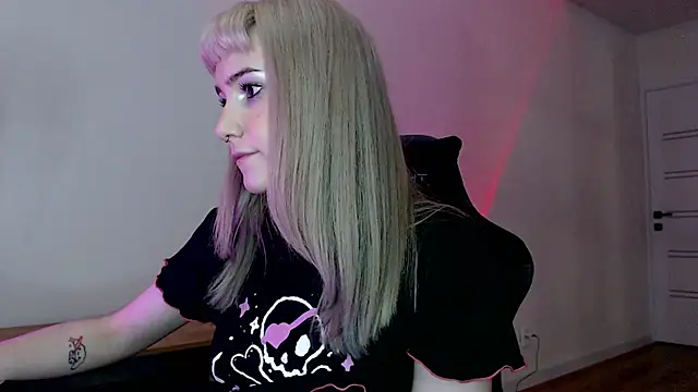 Princess Shy    online show from 22, 2, 2025