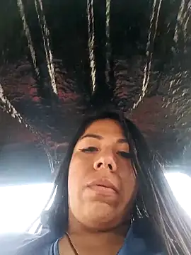 Snapshot of Karenn12 chatting on 5, 12, 2025 Karenn12 online show from 5, 12, 2025