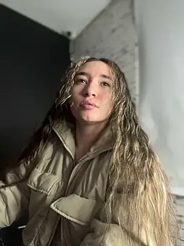 Sophie LS online show from 9, 3, 2025