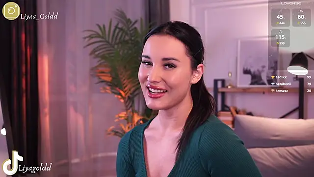 Snapshot of Liya_Gold_ chatting on 15, 12, 2024 Liya Gold online show from 15, 12, 2024