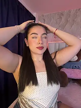 IsabellaAnngel online show from 8, 7, 2026