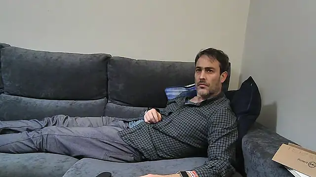 Snapshot of basquehotboy chatting on 3, 12, 2024 basquehotboy online show from 3, 12, 2024