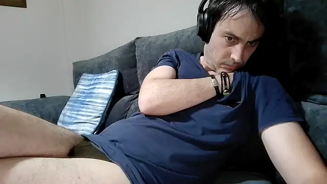 Snapshot of basquehotboy chatting on 27, 1, 2025 basquehotboy online show from 27, 1, 2025