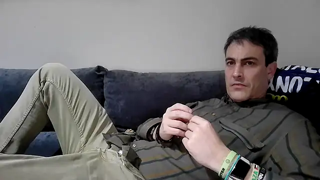 Snapshot of basquehotboy chatting on 18, 2, 2025 basquehotboy online show from 18, 2, 2025