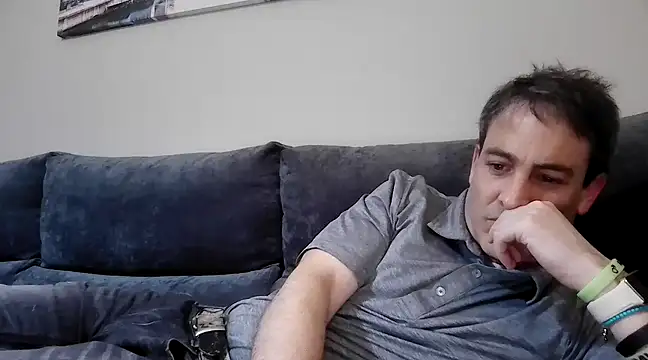 Snapshot of basquehotboy chatting on 8, 3, 2025 basquehotboy online show from 8, 3, 2025