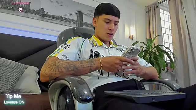 Damian23   online show from 28, 2, 2026