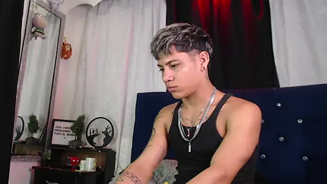 Snapshot of Sexys_Boys_Hot1 chatting on 25, 6, 2026 Sexys Boys Hot1 online show from 25, 6, 2026