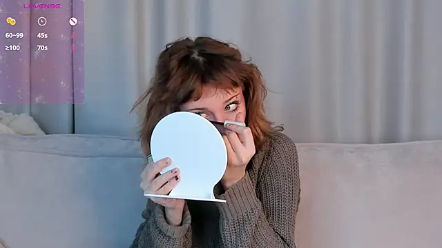 Snapshot of OraCarvin chatting on 7, 12, 2024 OraCarvin online show from 7, 12, 2024