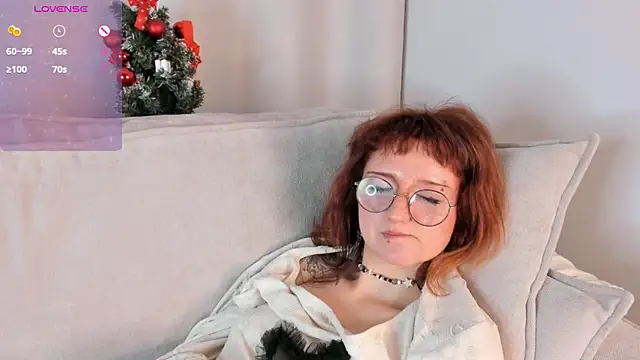 Snapshot of OraCarvin chatting on 13, 12, 2024 OraCarvin online show from 13, 12, 2024