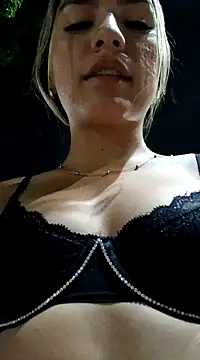 Snapshot of GIRL_DONCELLA chatting on 22, 12, 2024 GIRL DONCELLA online show from 22, 12, 2024