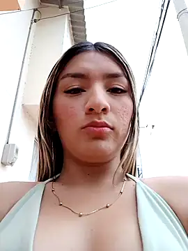 Snapshot of GIRL_DONCELLA chatting on 27, 1, 2025 GIRL DONCELLA online show from 27, 1, 2025