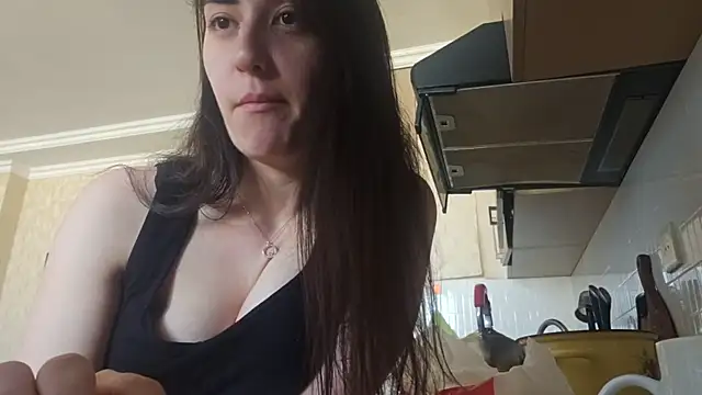 Snapshot of AlejandraDelaney chatting on 3, 4, 2026 AlejandraDelaney online show from 3, 4, 2026
