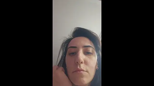 Snapshot of AlejandraDelaney chatting on 25, 4, 2026 AlejandraDelaney online show from 25, 4, 2026