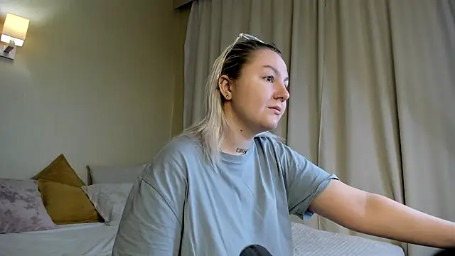 Debbie Taylor online show from 29, 12, 2024