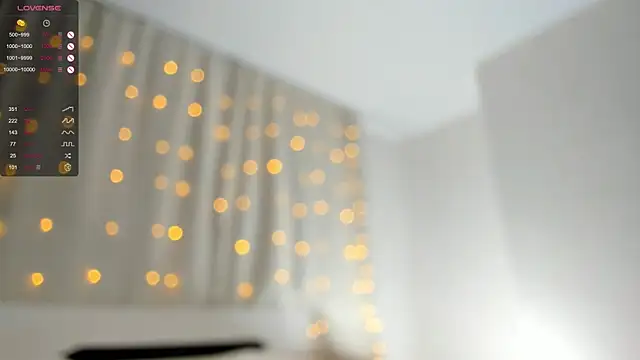 OttilieBurruss online show from 2, 3, 2025