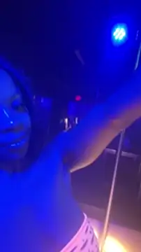 Snapshot of miamiworld chatting on 19, 12, 2024 miamiworld online show from 19, 12, 2024