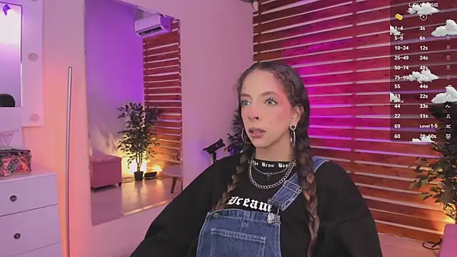 Sapphire Venuss online show from 19, 11, 2025