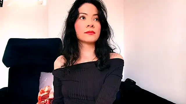 miabeautyxx online show from 22, 4, 2026