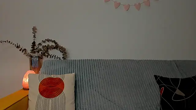 Snapshot of erika_hoiree chatting on 8, 11, 2025 erika hoiree online show from 8, 11, 2025