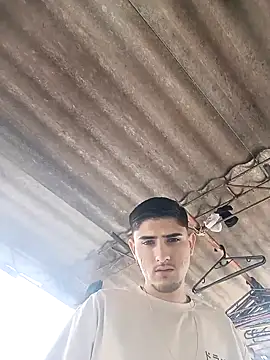 Snapshot of PhilipRich chatting on 25, 10, 2025 PhilipRich online show from 25, 10, 2025