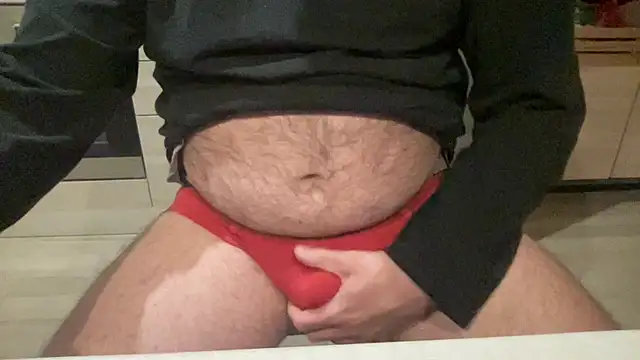Snapshot of Beardedbear37 chatting on 6, 3, 2025 Beardedbear37 online show from 6, 3, 2025